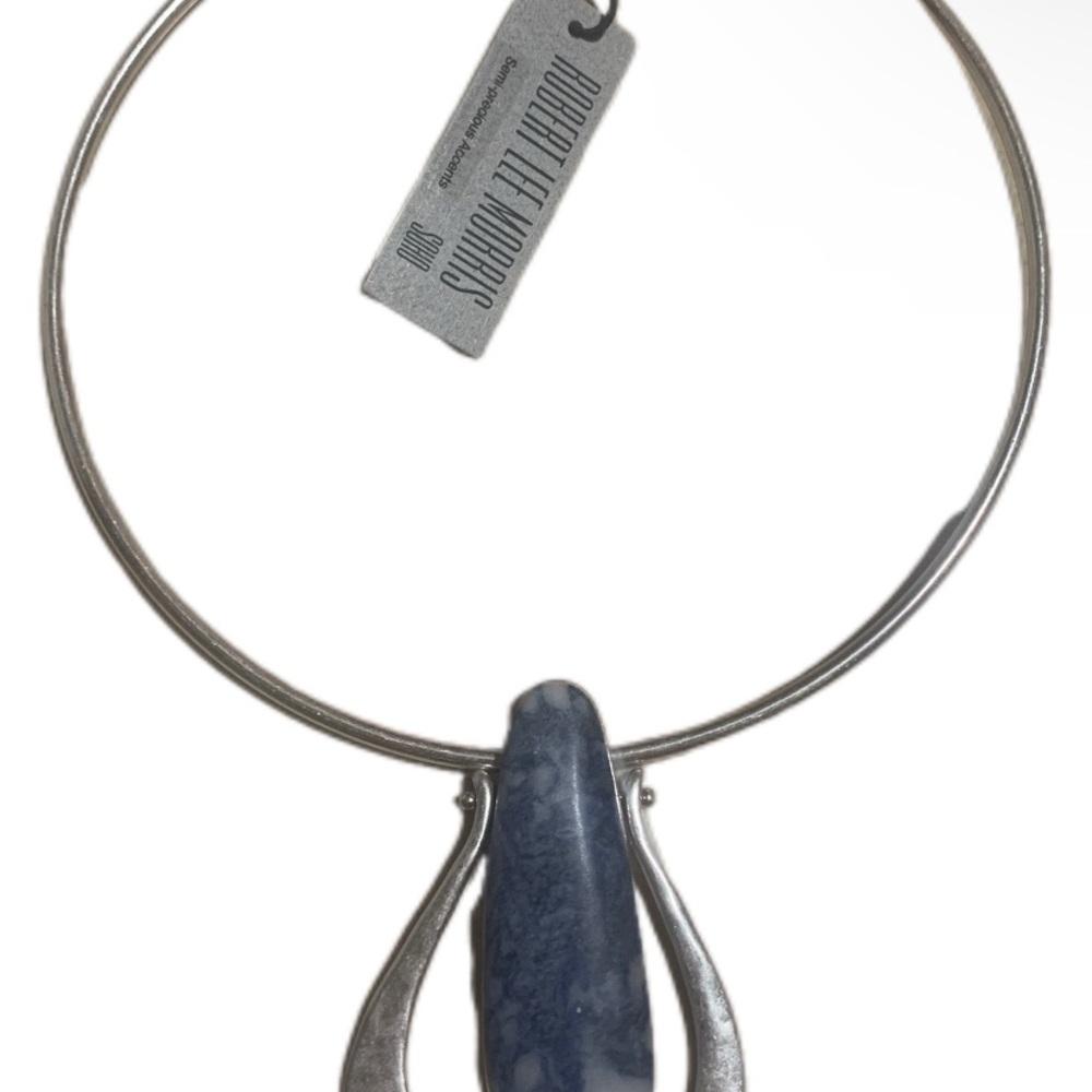 Silver and Blue Stone Necklace.